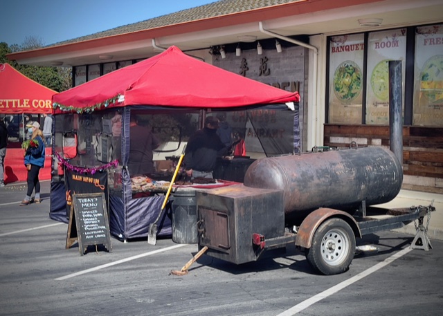 Blazin’ Bayou BBQ Stand